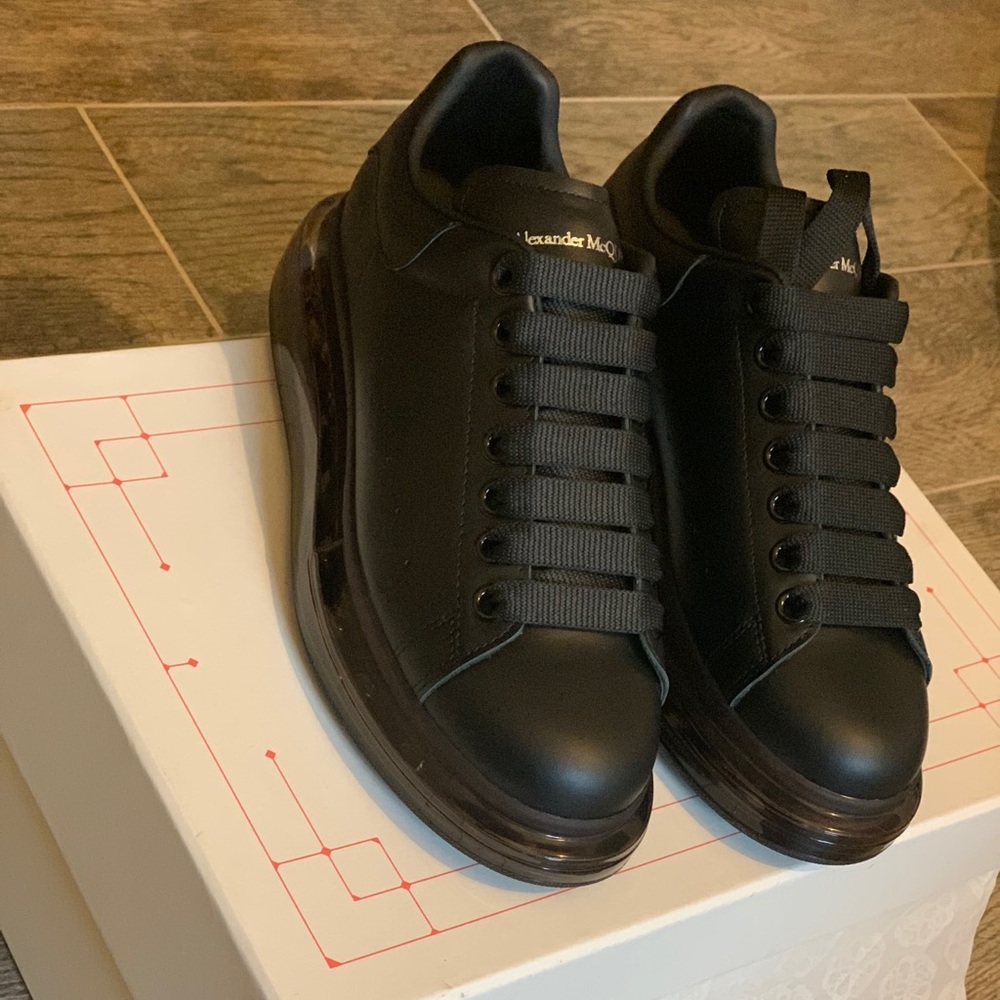 Alexander MacQueen sneakers size 38